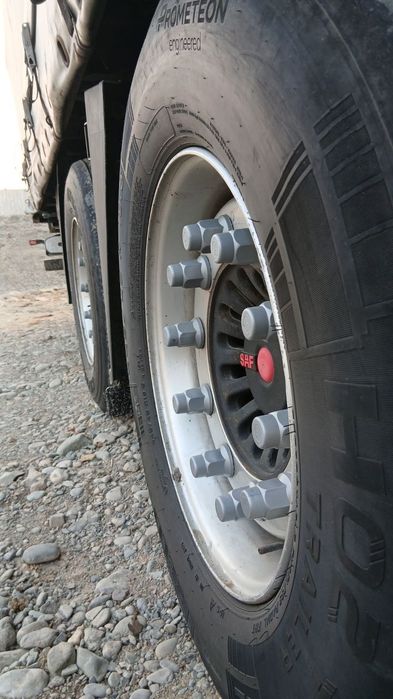 Прицеп KOGEL Мега Сотилади 
Йили: 2017