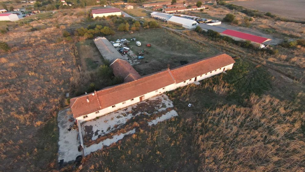 Продава се Промишлена сграда в с. Пъстрен, Област Стара Загора - 1200 кв.м за 149 €/кв.м - Снимка #1