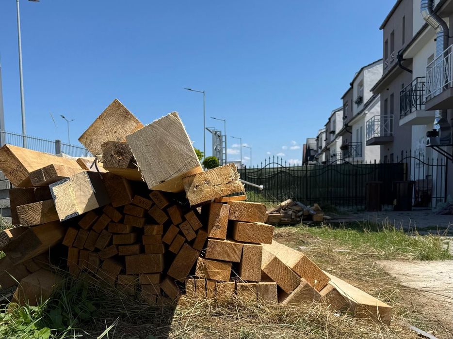 Cherestea/lemn de constructie