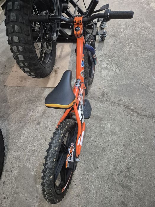 KTM SX-E 1.12 2023
BICICLETE COPII
KTM SX-E 1.12 2023
KTM SX-E 1.12 2023