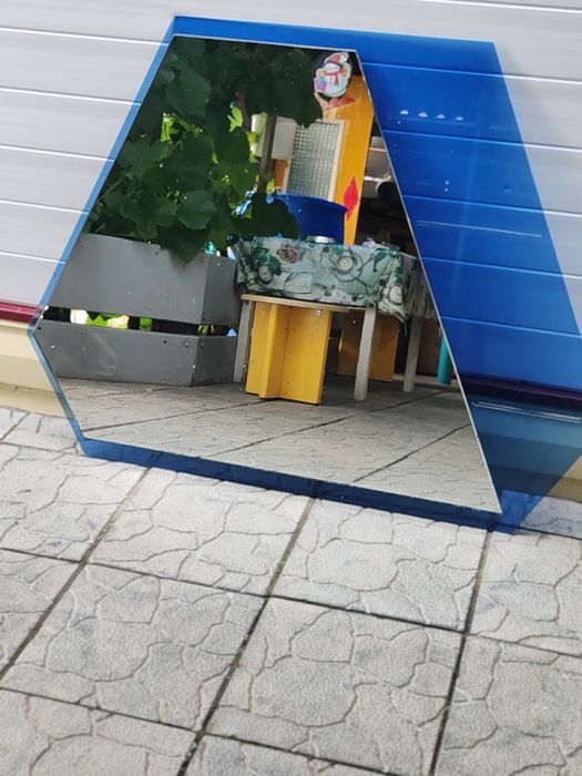 Зеркало в хорошем качестве