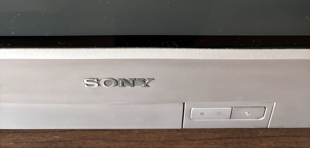 Продам телевизор Sony. Б/у