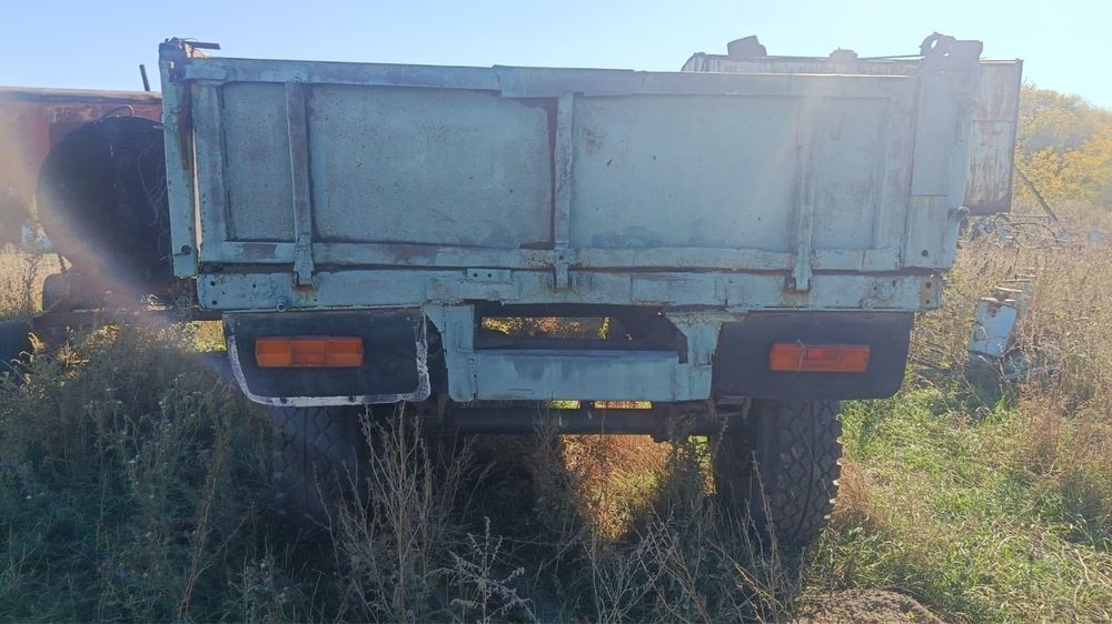 Продам прицеп маз