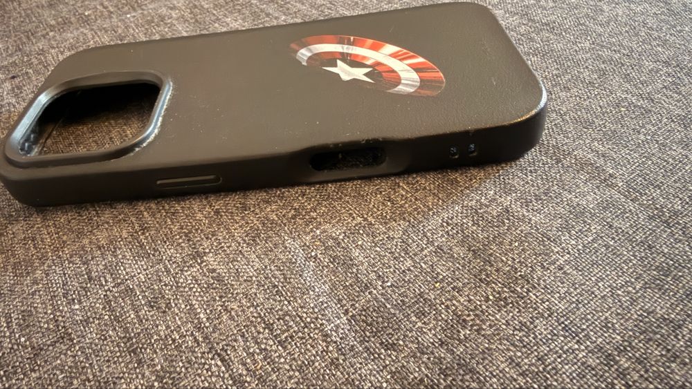 Husă iPhone 16 Pro RhinoShield – Captain America