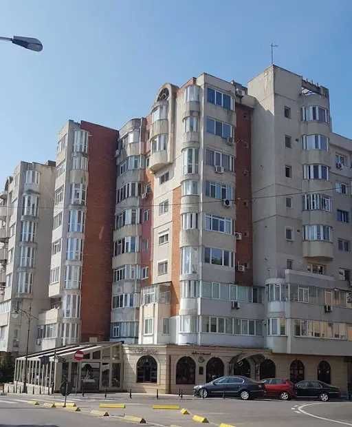 Inchiriez apartament 1 camera ultracentral Plaja Modern pe termen lung