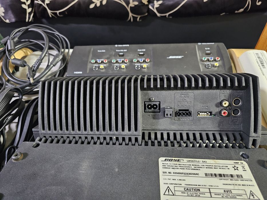 Amplificatoare Bose lifestyle SA3 si alte accesorii Bose