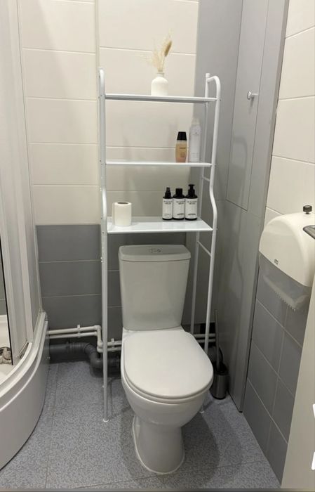 Стелаж для ванной и туалета.