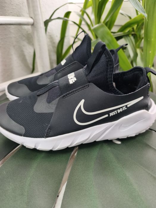 Маратонки Nike Flex Runner 2