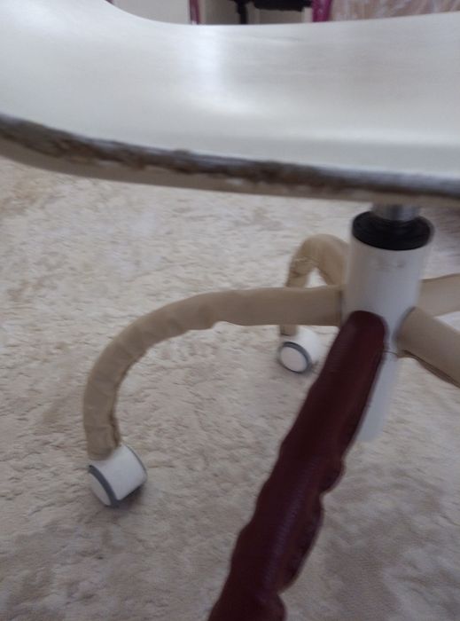 Кресло кожанное Италия