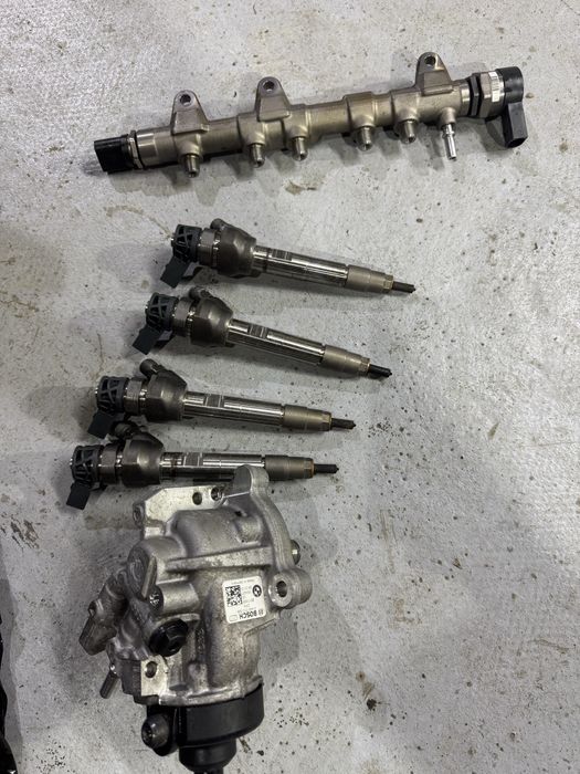 Injectie bmw b47 in pefecta stare 80 de mi km