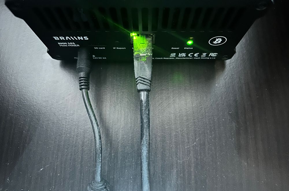 Braiins BMM101 Bitcoin miner