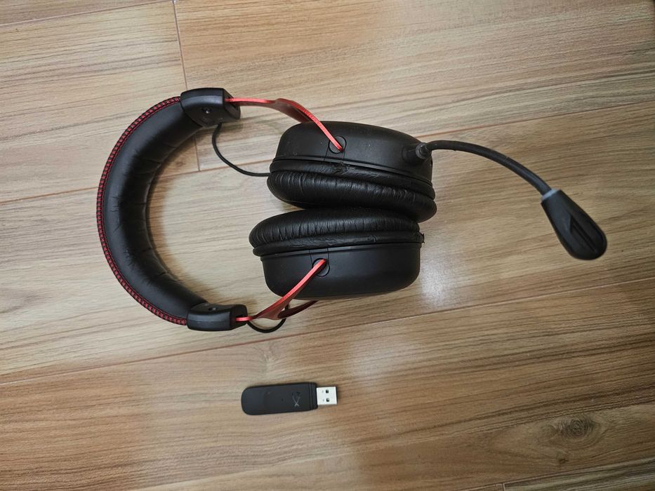 Căști HyperX Cloud II Wireless + Stick USB și Microfon