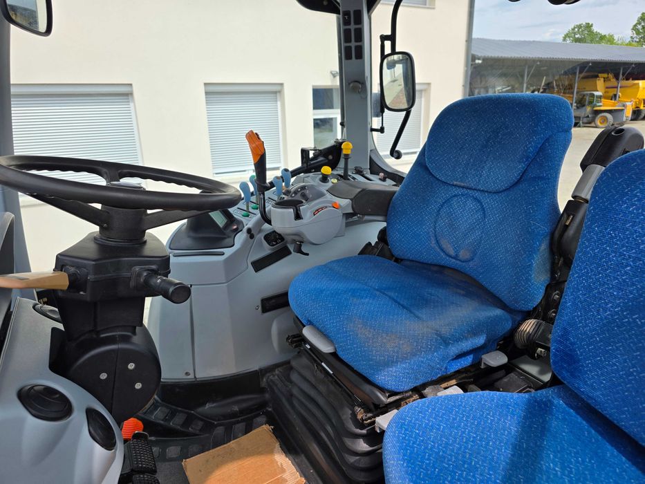 Tractor New Holland T7030