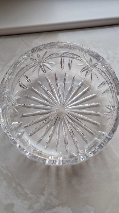 Продам хрустальную салатницу СССР