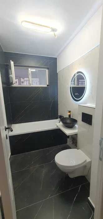 Vand Apartament 3 camere si 2 bai , zona Piata Obor!