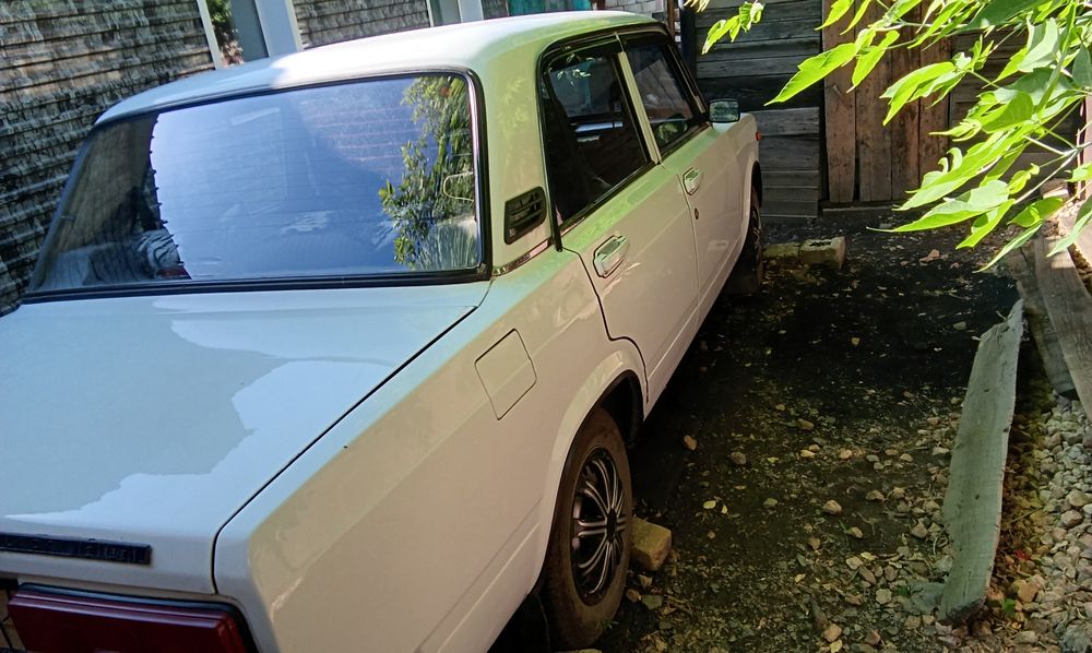 Продам ЛАДА 2107