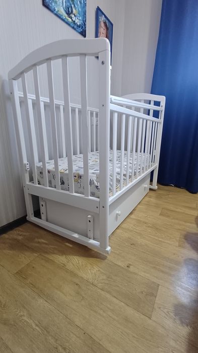 Продам детскую кроватку.