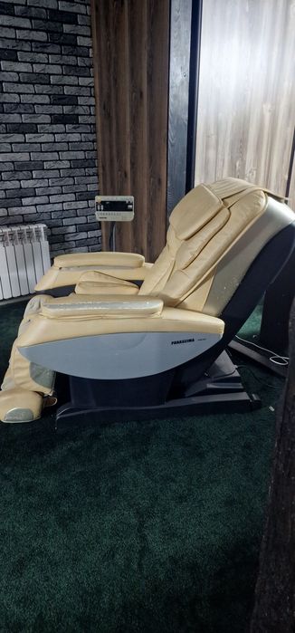 Продам массажное кресло