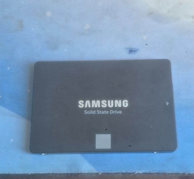 Samsung 860EVO 500gb SSD 100% viata