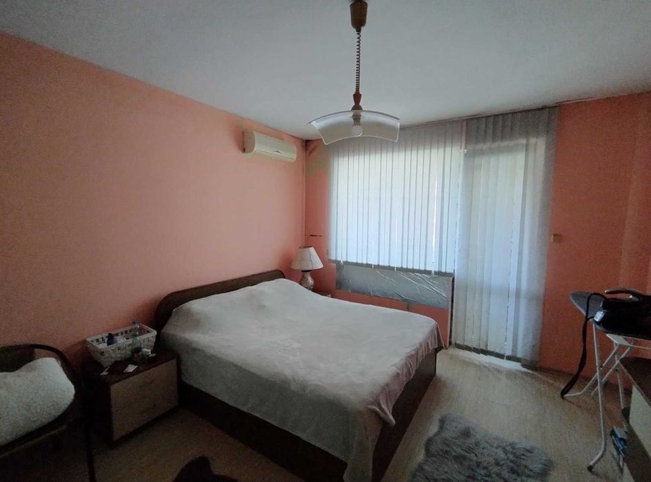 Без Комисиона Тристаен 110 м²