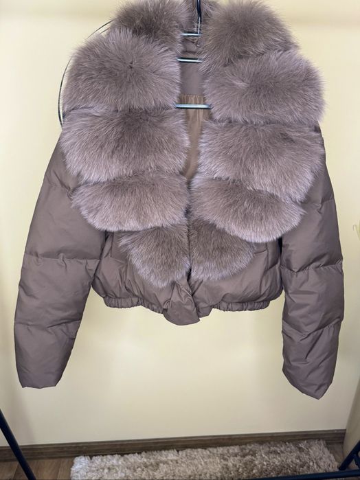 Дамско яке с яка естествен косъм