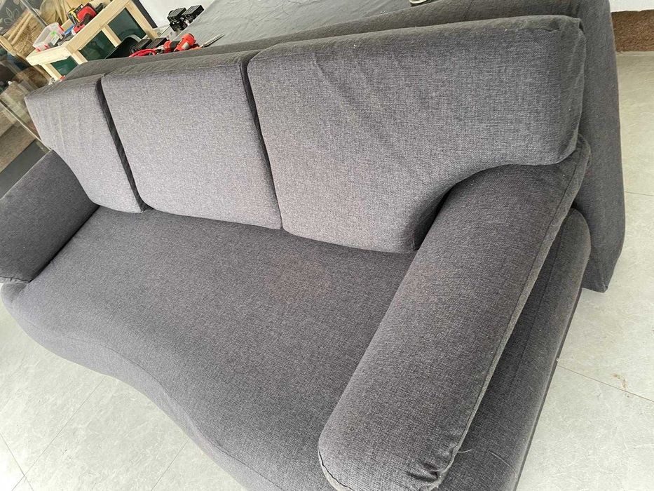 Canapea lichidare de stoc!