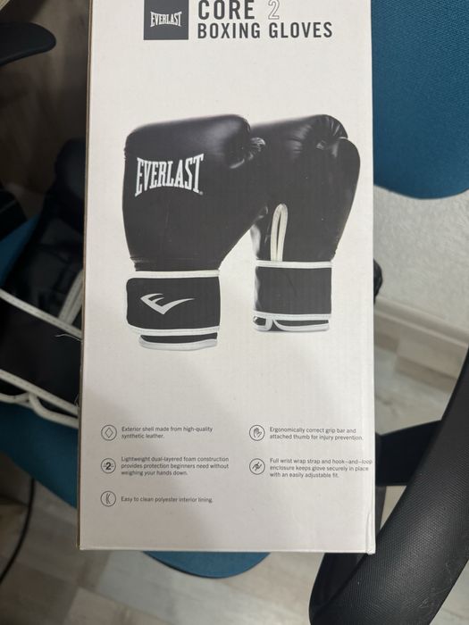 Ръкави на Everlast нови!!