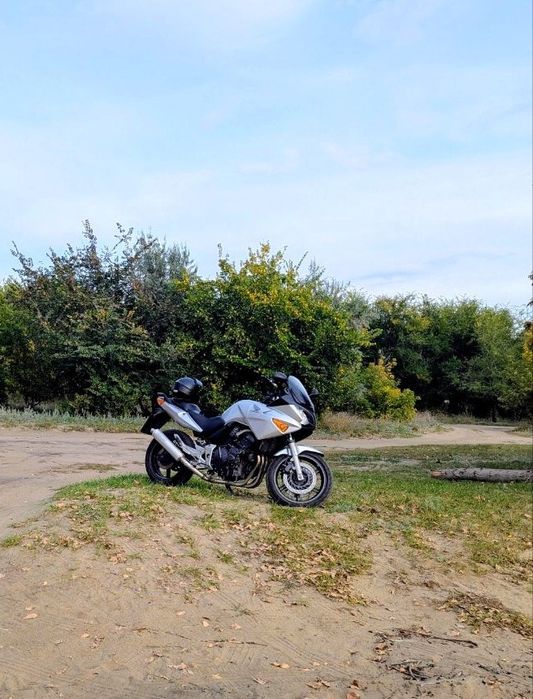 Honda SBF600 мотоцикл