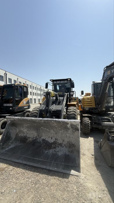 Pogruska XCMG LW300FN