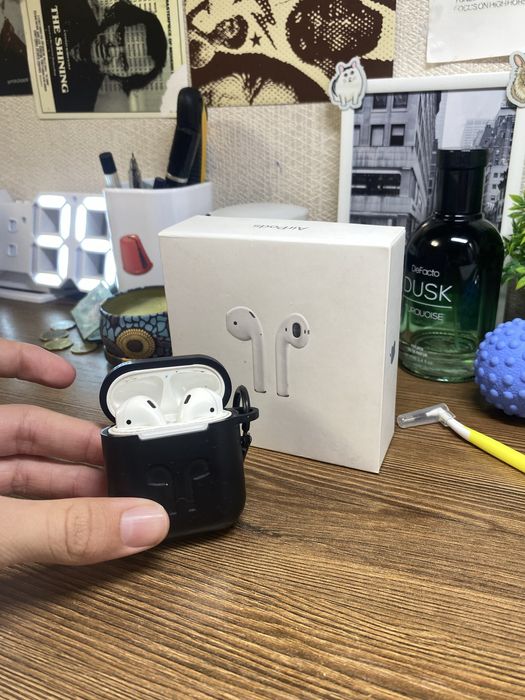 Наушники Apple Airpods 2