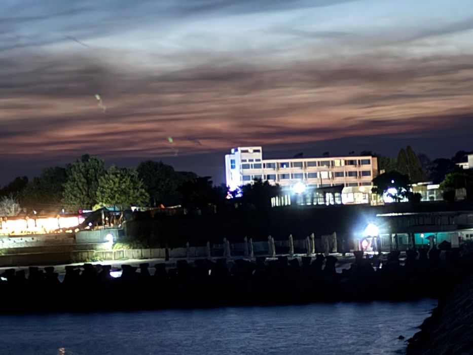 SC , Vinde complex Hotelier in VENUS