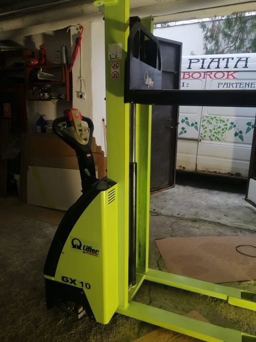 Vand transpaleta eletrica Lifter