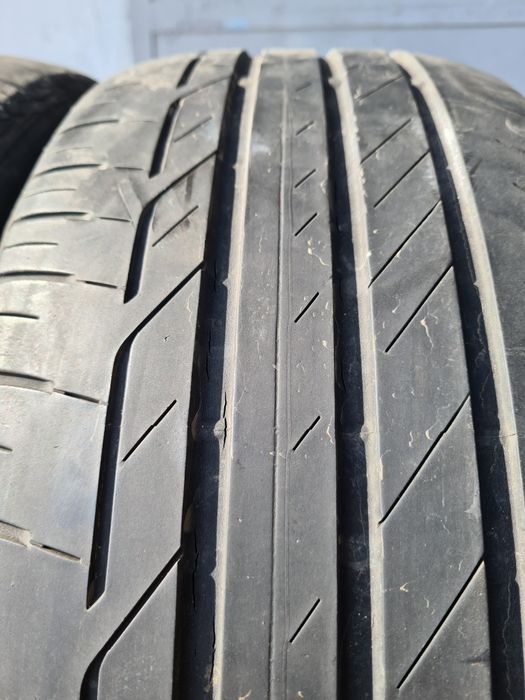 2 бр. летни гуми 225/45/19 Bridgestone DOT 1816 4,5 mm
