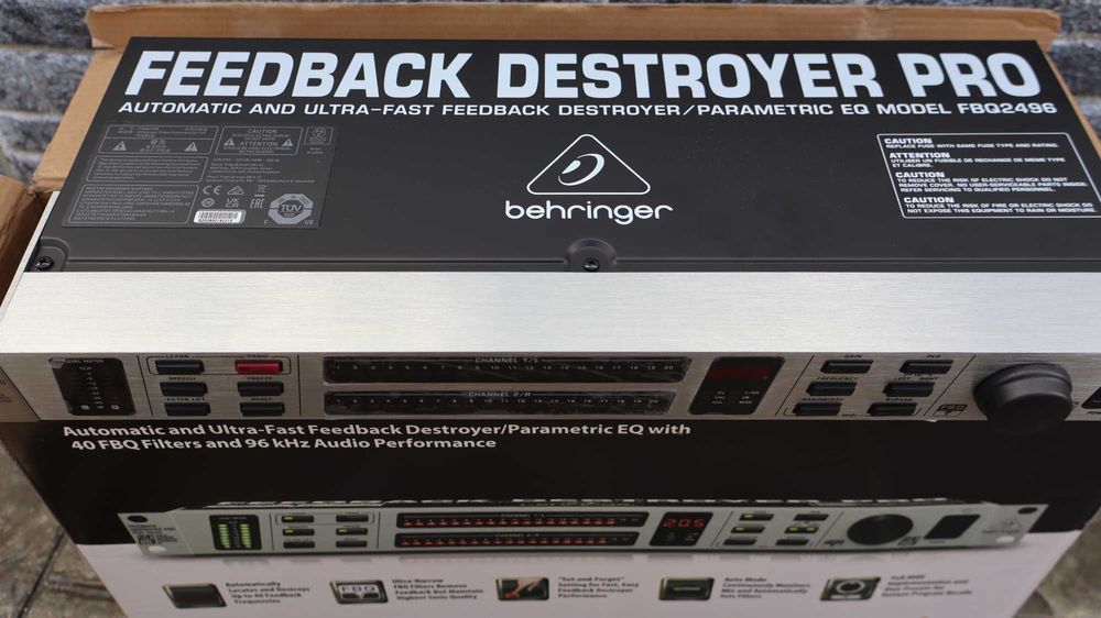 Behringer FBQ2496 Egalizator grafic Feedback Destroyer