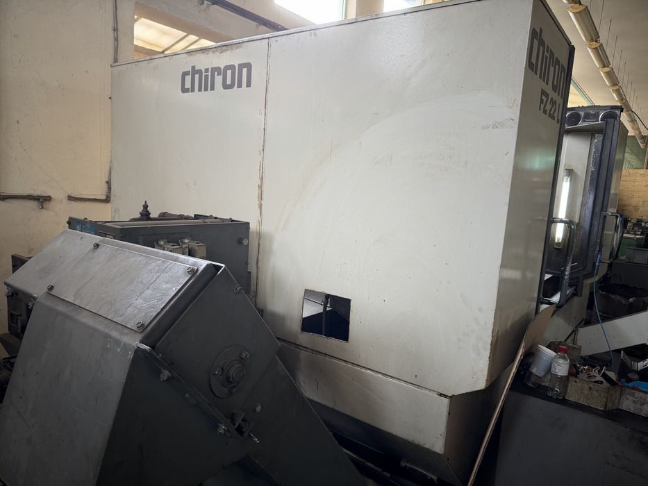 CHIRON FZ 22 L Vertical Machining Center