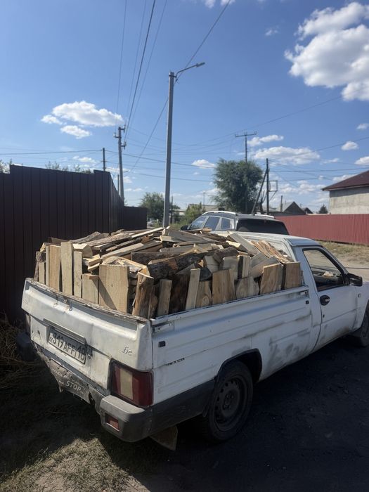 Сухие дрова пирожковоз