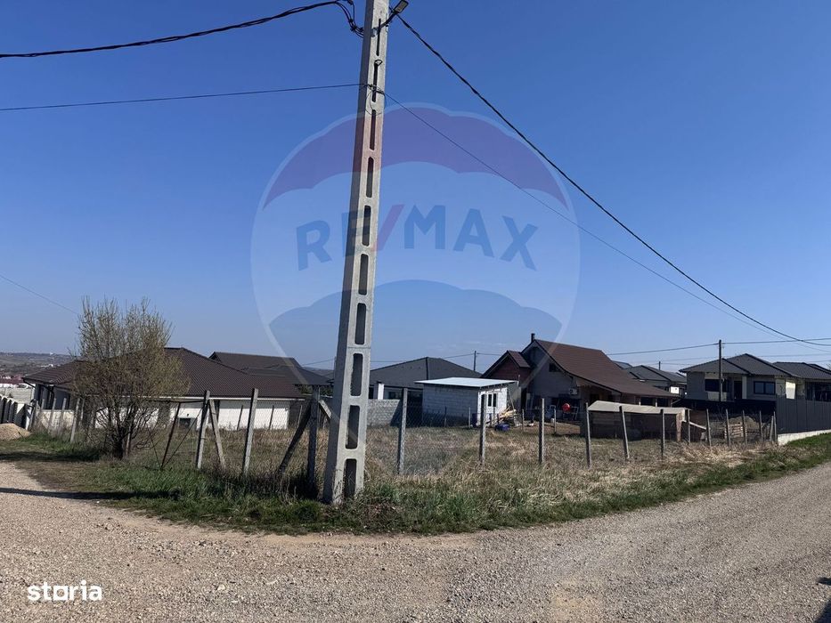 De vânzare teren intravilan 684mp în Paleu