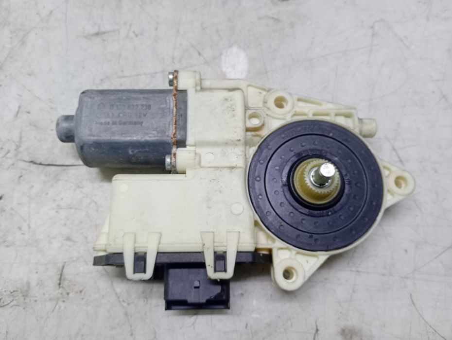 Motoras geam dreapta spate Citroen C4 1 (2004 - 2008) (1.6 hdi) 9h01