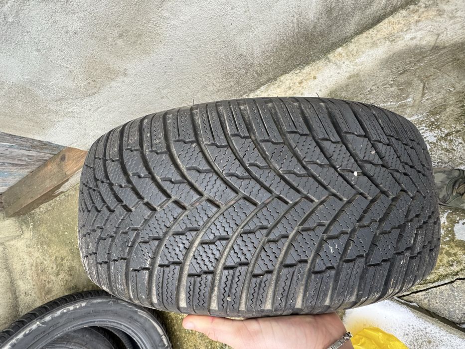Firestone winterhawk 4 225/50/17 Зимни гуми
