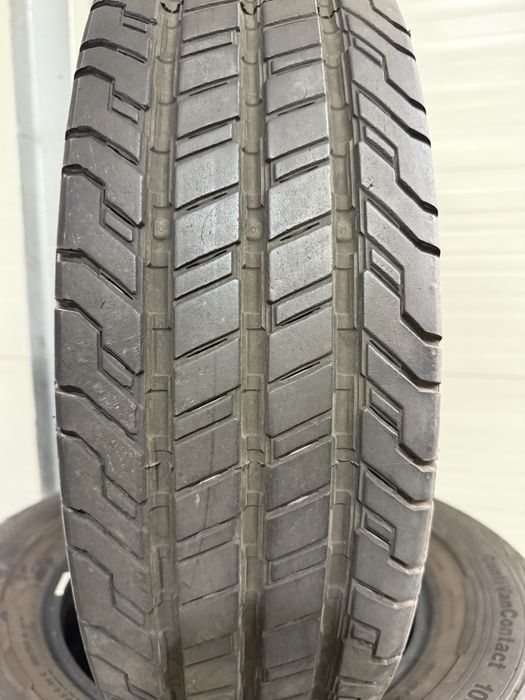Set Anvelope 205/75 R16C Continental ContiVanContact