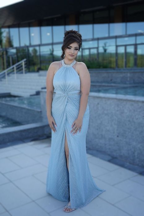 Бутикова рокля, носена за фотосесия. Няма забележки