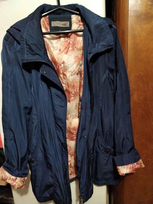 Дамски шлифер нов, тъмно син