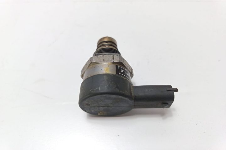 Senzor presiune combustibil 0281002507 Alfa Romeo 147 prima generatie