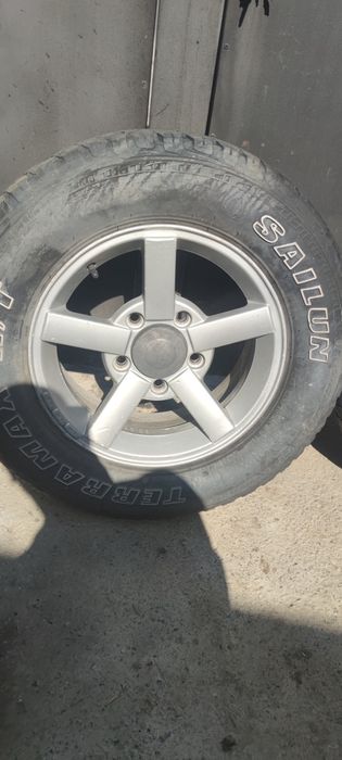 Диски на автомобиль НИВА .