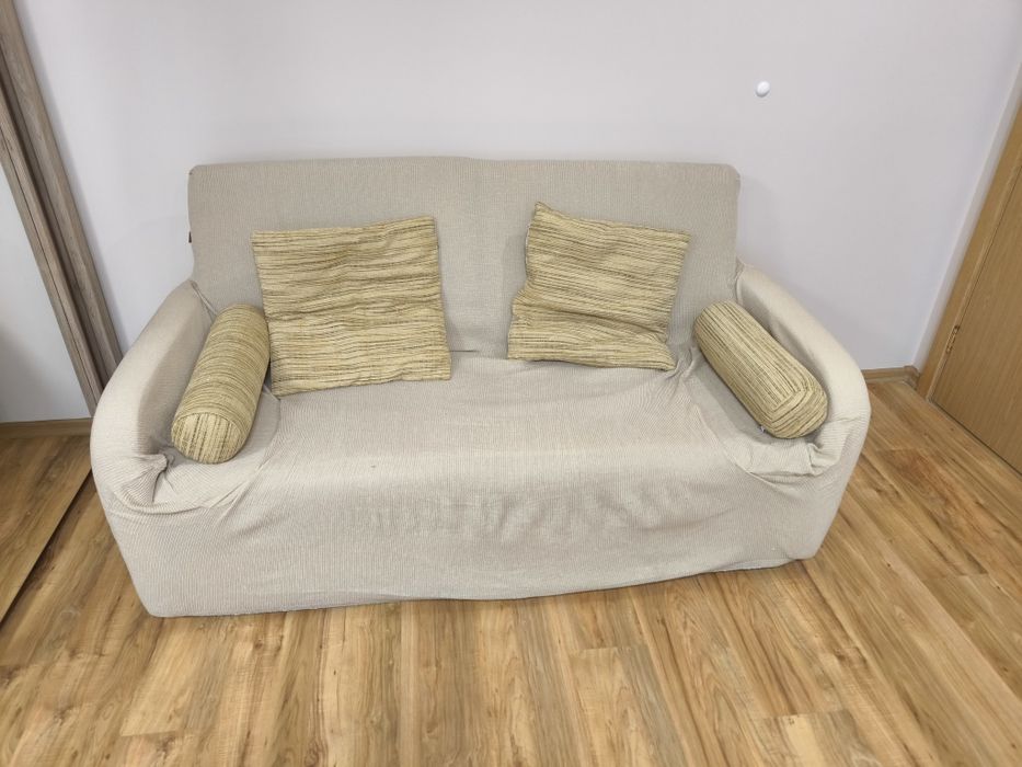 ОБЕЩАН ВЕЧЕ  Подарявам Двуместен Диван