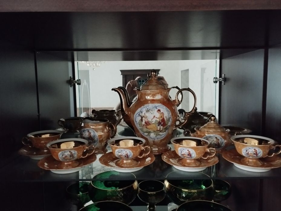 Польский Чайный сервиз. В отличнейшом состоянии..