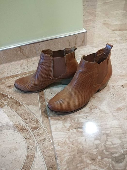 Дамски боти естествена кожа