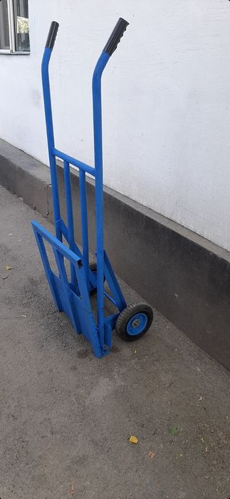 Продам тележки разные