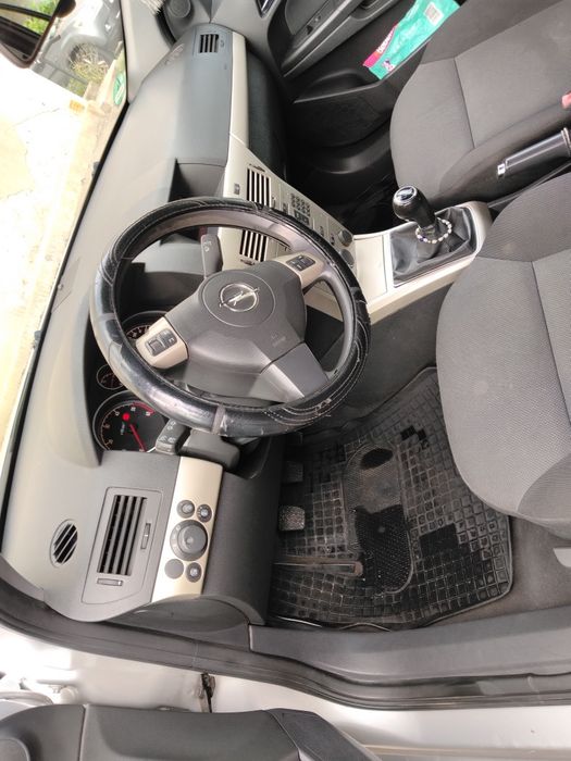 Vând Opel Astra 2008