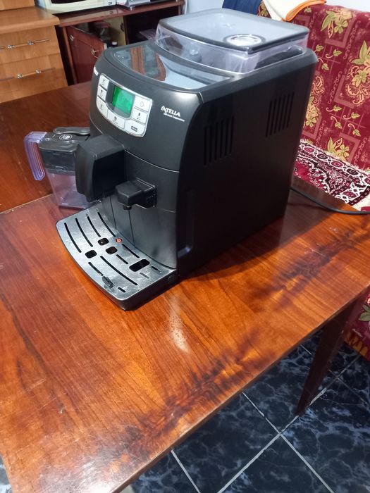 Saeco INTELIA One Toch Cappuccino
